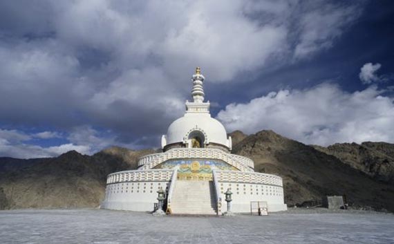 leh-ladakh tour package in India